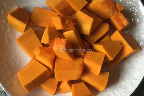 小米南瓜粥的做法图解1