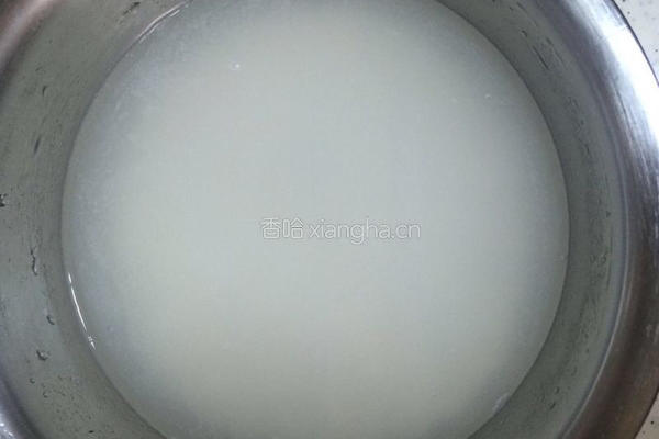 火爆朋友圈的网红糯米蛋的做法图解1