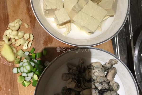 牡蛎炖豆腐的做法图解3