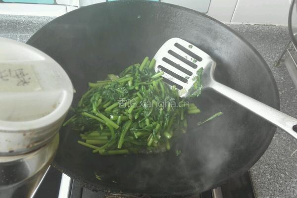 蒜香炒茼蒿的做法图解5