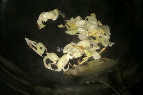 芹菜炒豆干的做法图解4