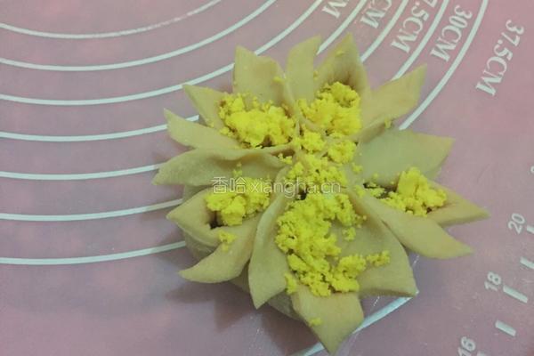 圣女果汁牡丹花蒸饺的做法图解9