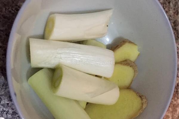 白灼虾的做法图解2