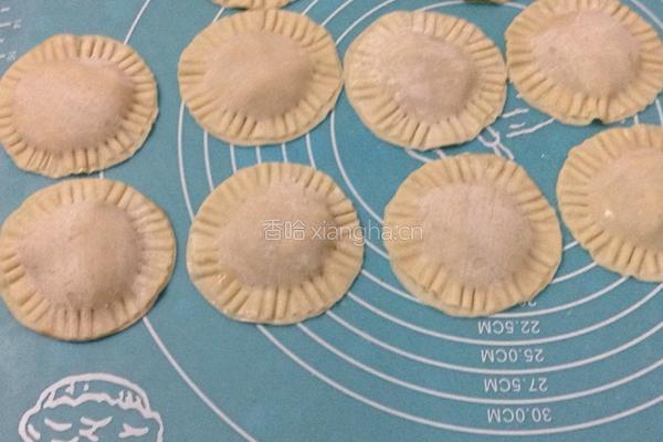 饺子皮香蕉馅饼的做法图解6
