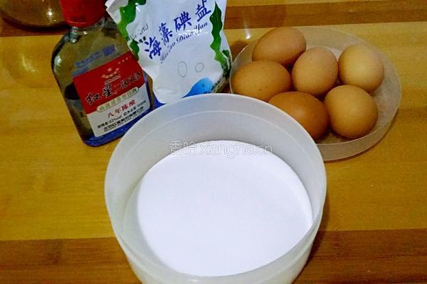 自制咸蛋黄的做法图解1
