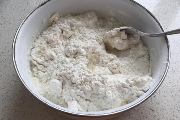 豆沙（奥利奥）糯米糍的做法图解1