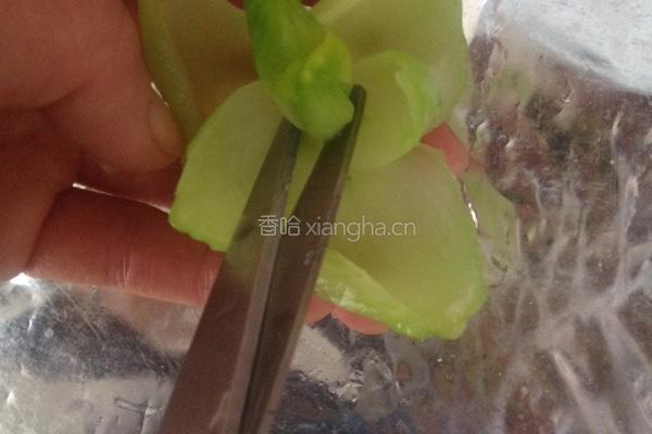 翡翠菜心的做法图解7