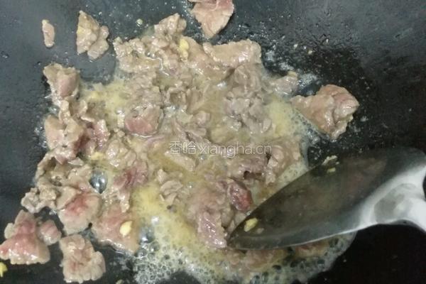 青椒炒牛肉的做法图解4