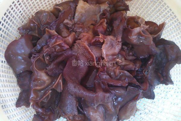 木耳炒肉的做法图解4