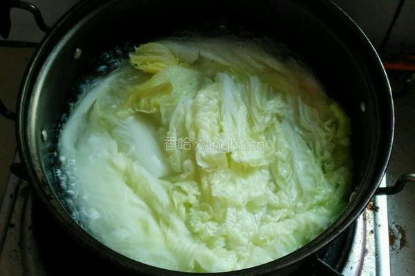 豉油捞白菜的做法图解2