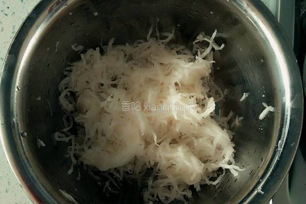 炸萝卜丸子的做法图解1