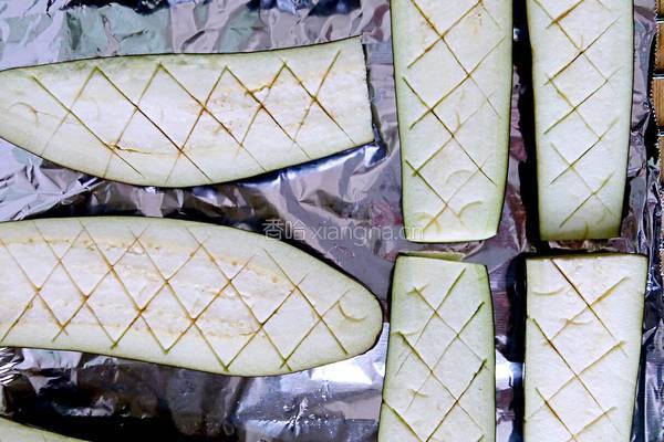 蒜香烤茄子的做法图解2