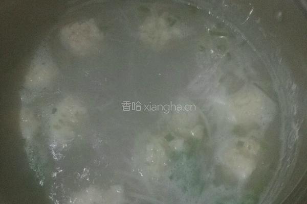 萝卜丝虾丸汤的做法图解3