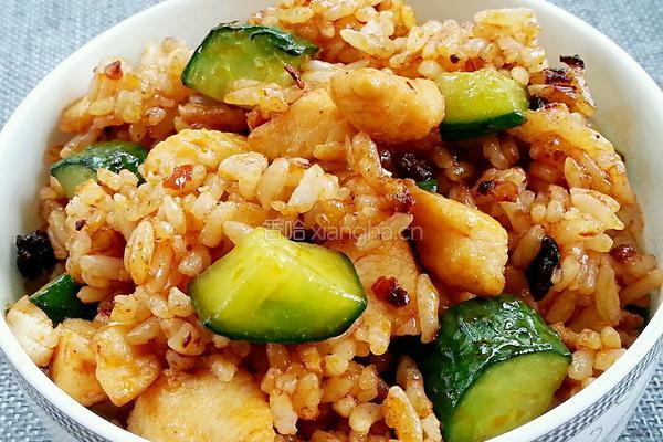 老干妈鸡丁炒饭的做法图解8