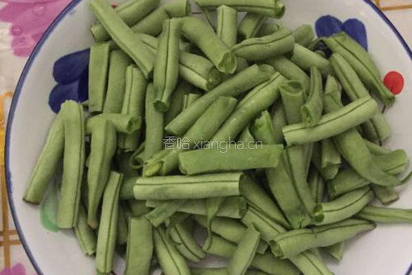 豆角焖面的做法图解3