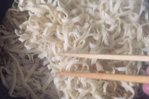 豆角焖面的做法图解12