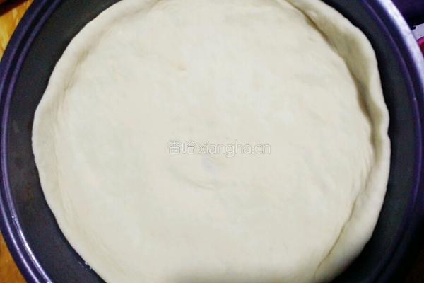 馅料十足的美味披萨的做法图解12