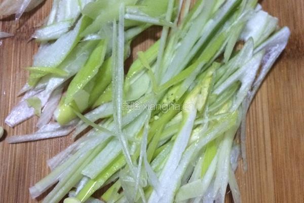 火腿炒四季豆的做法图解2