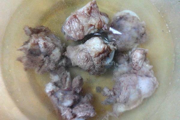 菜干蚝鼓猪骨汤的做法图解5