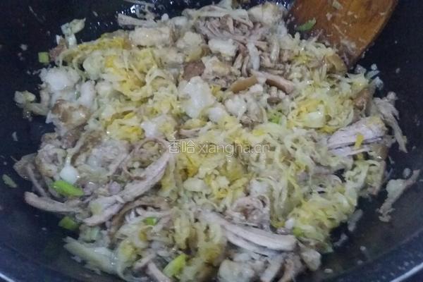 蒸肉炒酸菜的做法图解4