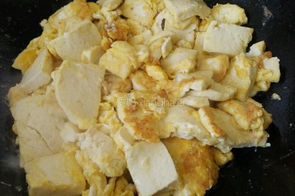 豆腐炒鸡蛋的做法图解5