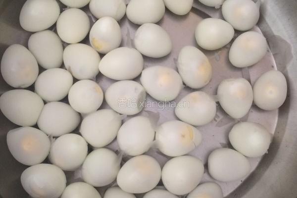 五香茶叶鹌鹑蛋的做法图解6