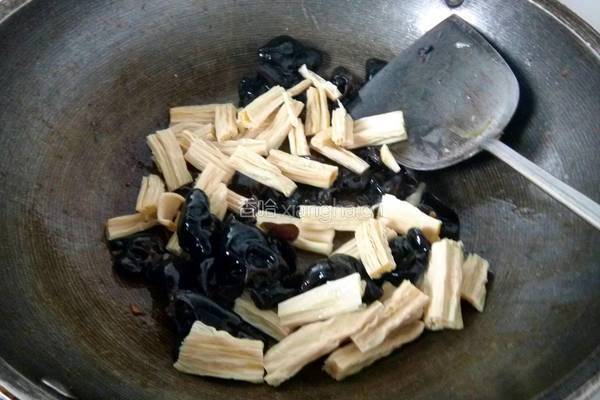 黄瓜炒腐竹的做法图解5