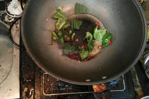 番茄土豆家常菜的做法图解2