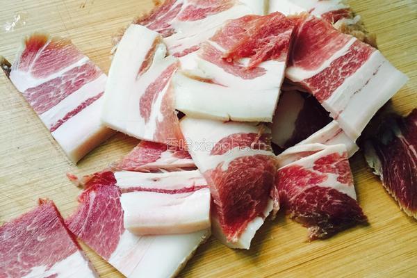 韭苔腊肉的做法图解4