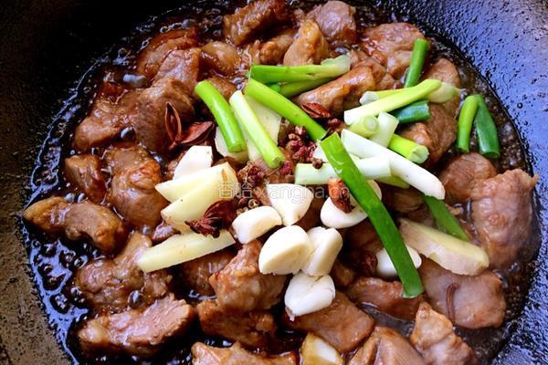 梅花肉烧蒜苔粉条的做法图解8