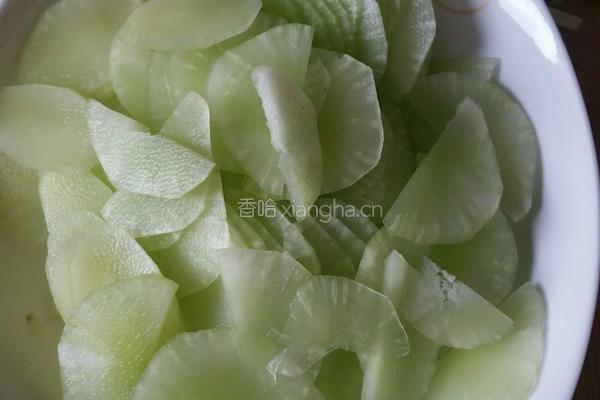 虾仁笋片的做法图解1