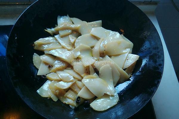 炒灰水粑（地方特色菜）的做法图解6
