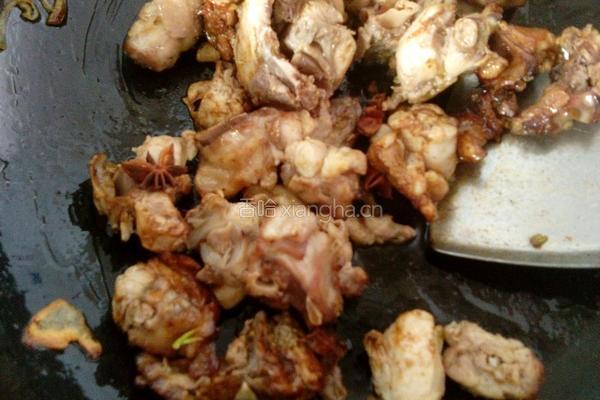 鸡肉炖土豆的做法图解3