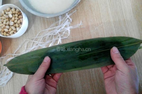 五彩糯米粽的做法图解3