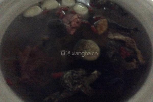 蘑菇鸡汤的做法图解2