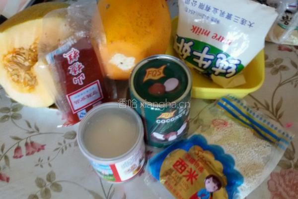 木瓜哈密瓜山楂糕椰浆西米露的做法图解1