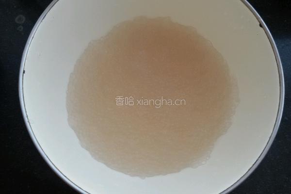 木瓜哈密瓜山楂糕椰浆西米露的做法图解5