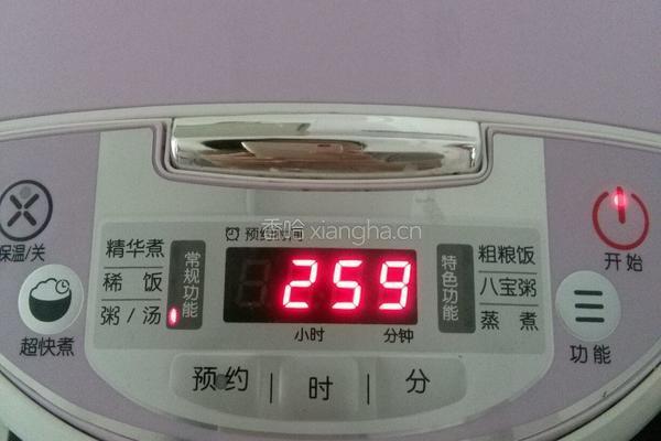 红枣银耳羹的做法图解3