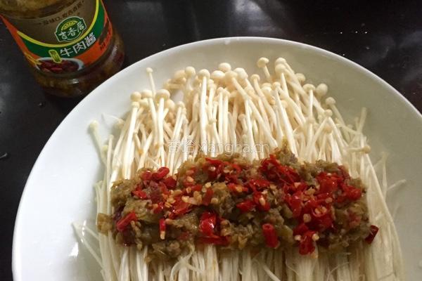 剁椒金针菇的做法图解2