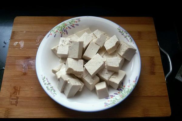 麻婆豆腐的做法图解1