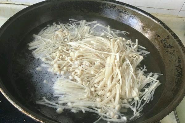 爆炒金针菇的做法图解6