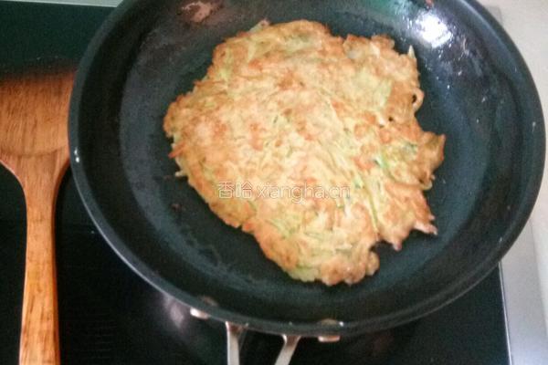 黄瓜鸡蛋饼的做法图解5