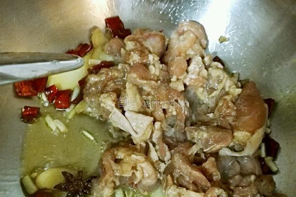 辣炒鸡腿肉的做法图解5