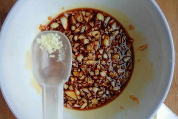 蒜爆鱼的做法图解6