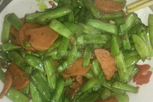 四季豆炒火腿肠的做法图解4