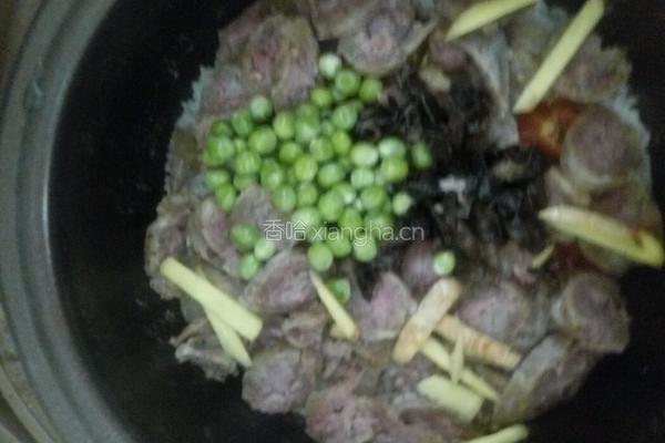 好吃简单腊肠煲仔饭的做法图解6