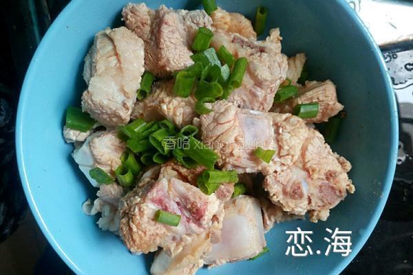 风味腐竹酥排骨的做法图解3
