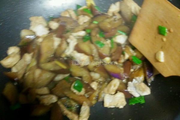 茄子炒肉片的做法图解6