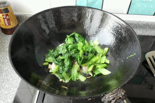 小白菜炒虾仁的做法图解7