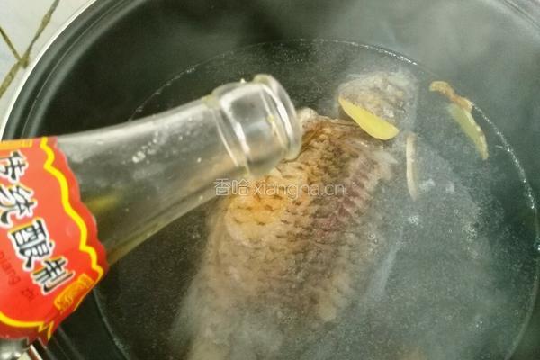 鲫鱼豆腐汤的做法图解7